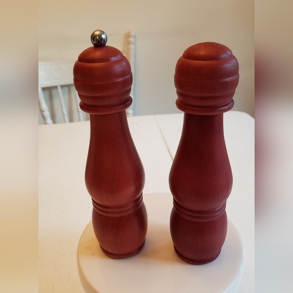 Set of 2 Wood Kamenstein Salt Pepper Shakers